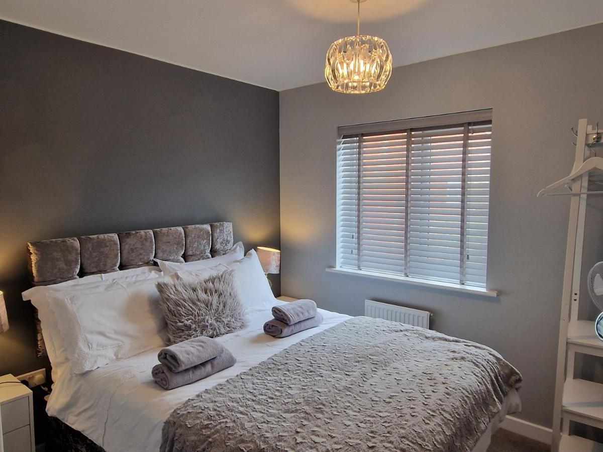 Norwich, Lavender House, 3 Bedroom House, Private Parking And Garden Hébergement de vacances *